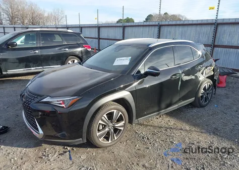 2021 Lexus Ux 200 z USA, uszkodzony, nr VIN JTHP3JBH7M2037733
